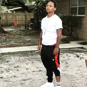 Meet your Posher, Diego